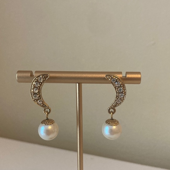 1928 Jewelry - Vintage 1928 Gold Crescent Earrings with Pearls